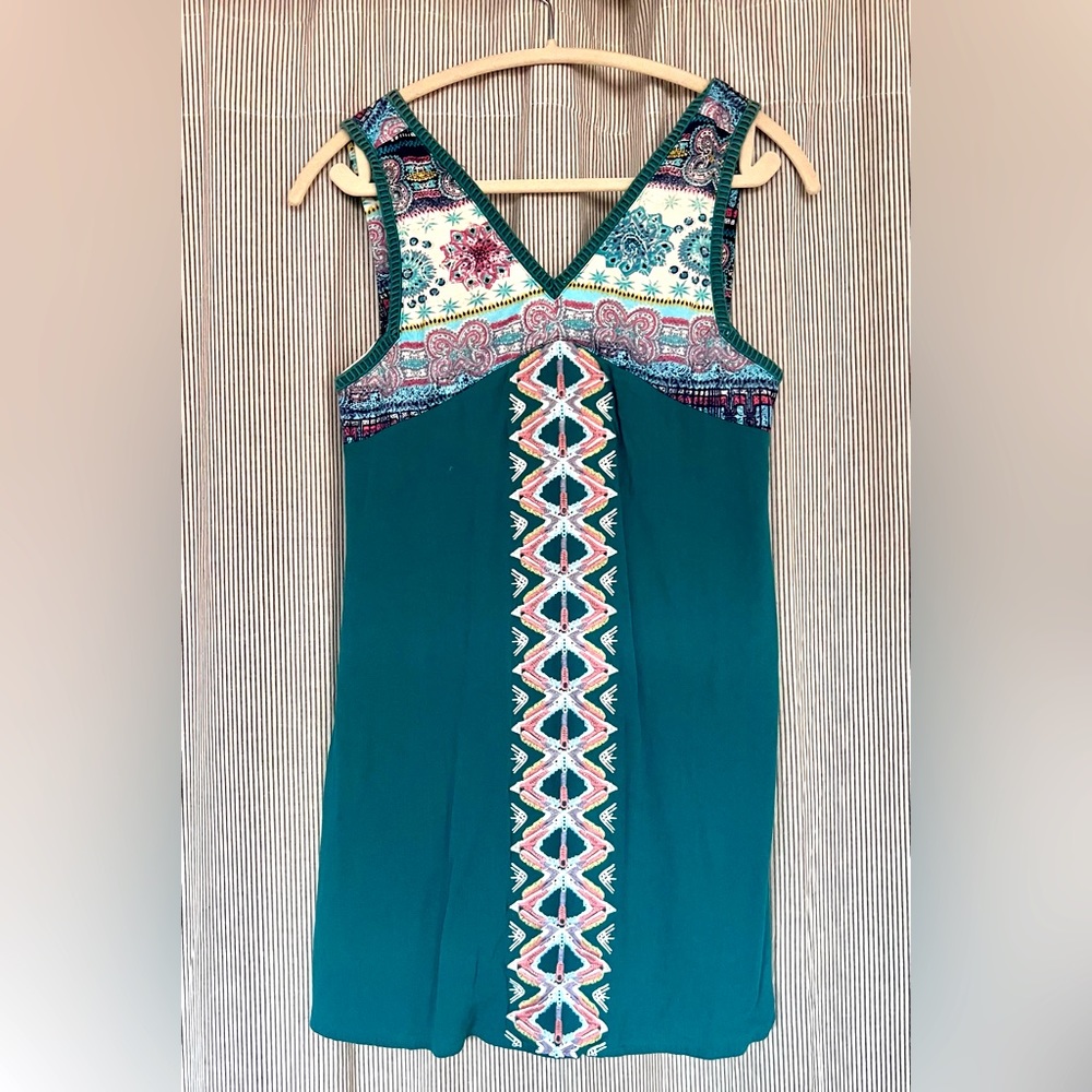 Foxy, little number with beautiful embroidery